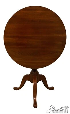 68297: Mesa ocasional inclinable cerezo PENNSYLVANIA HOUSE Foto 1 de 4