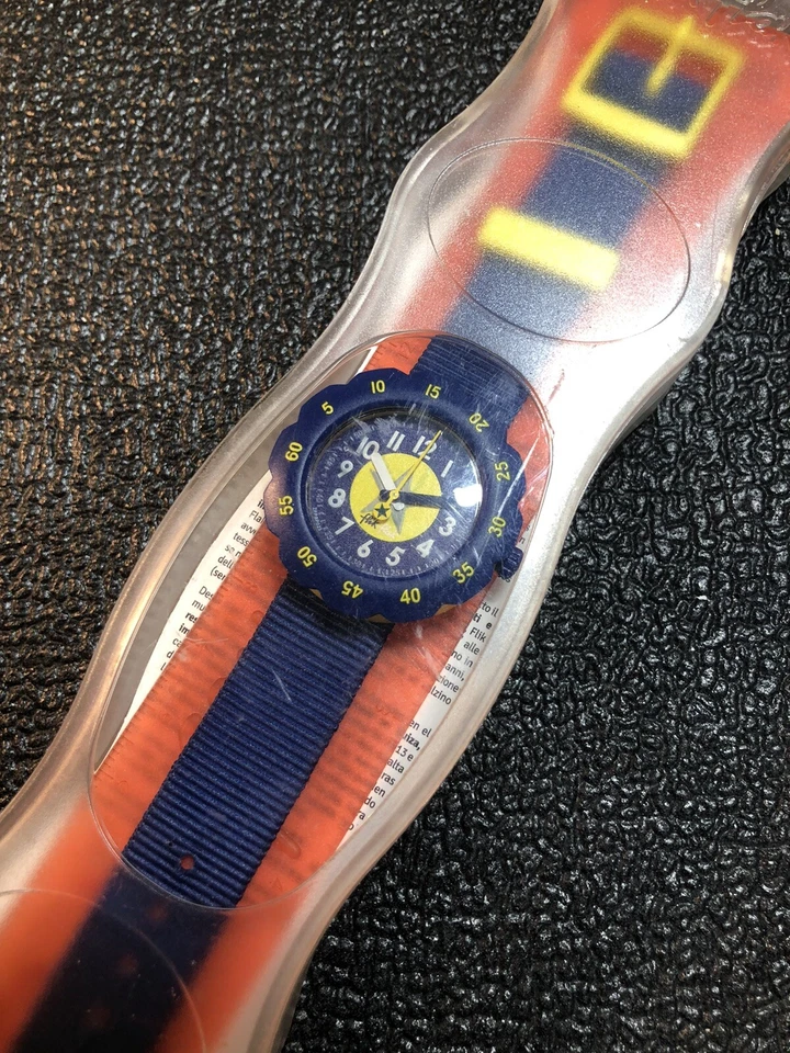 Swiss Swatch Made 2016 Flak Watch Ladies/Youth 33mm Blue NIB New Battery - Image 1 of 4