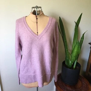 Cynthia Rowley Lilac V neck Sweater - Picture 1 of 8