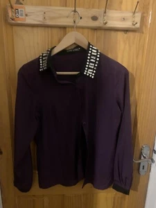 Love Label Blouse with Rhinestone on Neck Collars - Picture 1 of 12