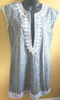 Vestido Calypso St Barth Azul Floral Blanco Borde de Encaje XS Ojales Profundo Cuello en V Foto 1 de 4