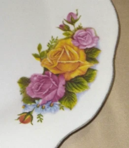 ALLIED IMEX 2 Platos de Cena Profundos Blancos 10 1/2" Rosa Amarillo Rosa Borde Plateado - Imagen 1 de 8