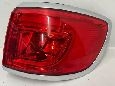 Luz trasera LED BUICK ENCLAVE 2013-17 pasajero derecho OEM 23206974 fabricante original Foto 1 de 4