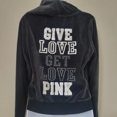Victorias Secret 粉红色 Y2K 黑色丝绒连帽衫运动衫闪亮背面尺寸 L — 第 1/4 张图片