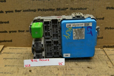 Caja de fusibles Honda Accord 2000-2002 OEM 38010S84A030M1 módulo 615-12C8 Foto 1 de 4