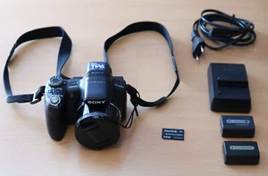 Sony DSC-HX1 Digitalkamera 9 MP 20-fach opt. Zoom 7,6 cm (3 Zoll) Display Bridge - Bild 1 von 9