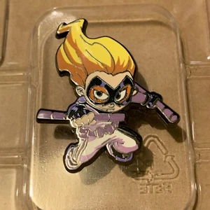 SDCC 2016 Marvel Mystery Pin Mockingbird - Skottie Young - Picture 1 of 1