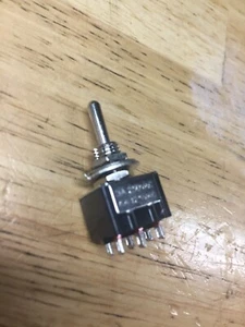 DPDT on-on-on 6A 125V High Quality Switch Pickup Selector - Picture 1 of 3