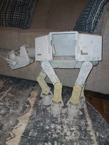 Vintage Kenner 1981 Star Wars ESB AT-AT Imperial Walker. Not Complete Cover