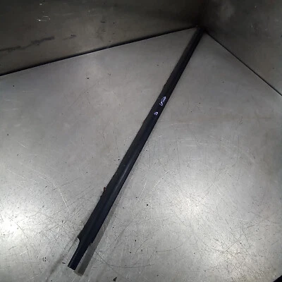 Toyota Celica Mk7 T230 1999-2006 Driver/Right/OS Door Weather Seal Gasket Trim - Image 1 of 4