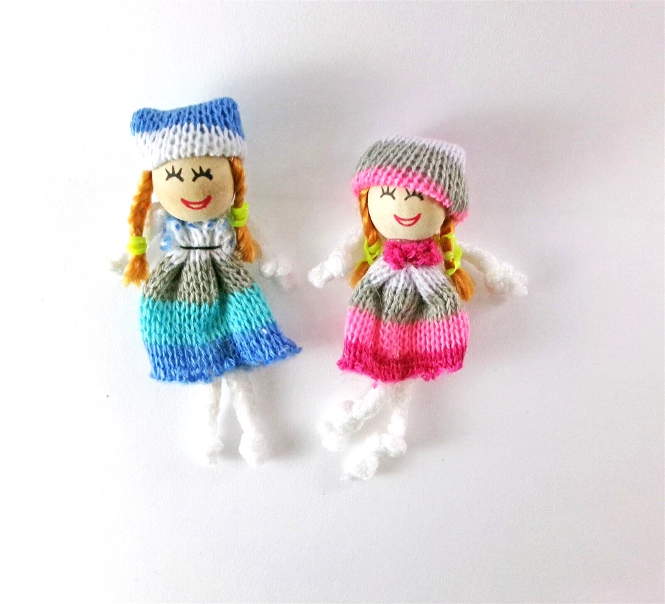 Casa de muñecas miniatura 2 muñecas de hilo colorido, G7100 Foto 1 de 1