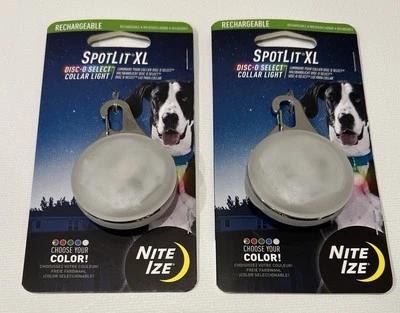 Dos (2) luces de collar recargables Nite Ize SpotLit XL - Disc-O Select Dog Foto 1 de 4