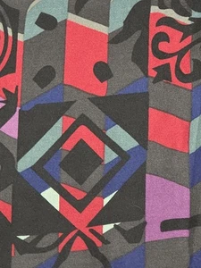 Lularoe OS Leggings- NWOT- Geometric Floral Print- Grey, Green, Maroon, Blue - Picture 1 of 3