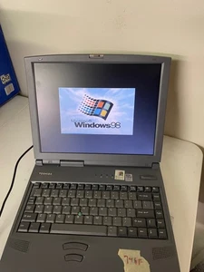 Toshiba Tecra 8000 Pentium II Windows 98SE w/ USB Support #748F - Picture 1 of 17