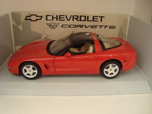 MODELLO UT MODELS CHEVROLETTE CORVETTE TARGA 1998 - Foto 1 di 3