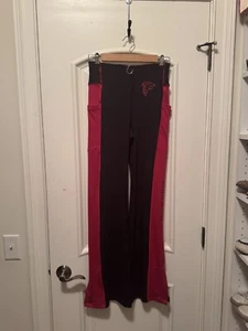 Atlanta Falcons Women’s Fanatics Studio Fitted Flare Leggings / Yoga Pants NWT - Picture 1 of 9