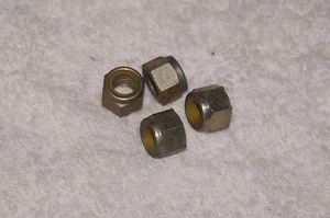 Alfa Romeo 105 series 2000 PROPSHAFT FLANGE 9 MM NUT SET, NEW OLD STOCK - Picture 1 of 2