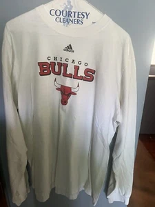 Adidas Chicago Bulls weißes Langarm-T-Shirt, Herren groß - Bild 1 von 2