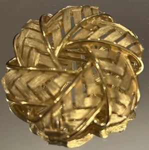 KRONE TRIFARI GEBÜRSTET GOLDFARBEN KRANZ BROSCHE ANSTECKNADEL - Bild 1 von 8