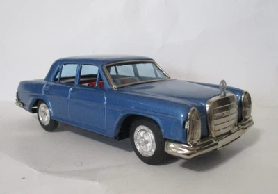 Badai  European Car Series #1093 Mercedes Benz 250 Sedan Tin Friction Model /Box - Image 1 of 4
