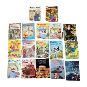 Houghton Mifflin Grade 4 Leveled Readers Lot of 17 Books New - Foto 1 di 1