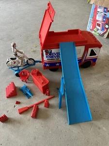 Evil Kenevil Scramble Van Set - Picture 1 of 10