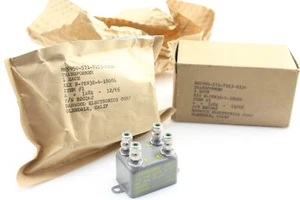 NOS Qty 1 BARNWOOD ELECTRONICS B2CD6 115V 57.5V Transformer 400CPS 25VA 1965 USA - Picture 1 of 15