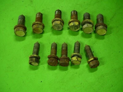 Toyota Corolla 1600 1974 de lujo sedán de 4 puertas bisagra de puerta delantera pernos superior inferior  Foto 1 de 3