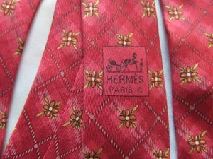 Cravatta collo Hermes vintage rosso bordeaux 100% seta made France 7938 MA piccoli fiori - Foto 1 di 9