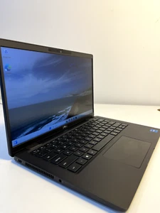 Latitude 7420 2021 14" i5-1145G7 CPU @ 2.60GHz, 16GB, 256GB, Windows 11 Pro - Picture 1 of 7