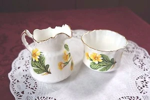THE FLOWERS OF SHAKESPEARE'S DAY BONE CHINA: PRIMROSE SUGAR AND CREAMER - Picture 1 of 3