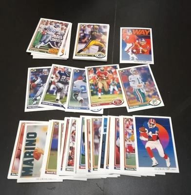 Fútbol de cubierta superior 1991 - Lote de 69 cartas de la corte - Sanders - Rice - Aikman (casi nuevo-como nuevo+) Foto 1 de 4