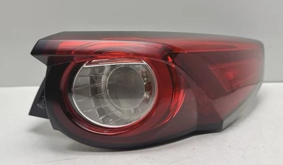 Luz trasera exterior derecha lado pasajero LED OEM MAZDA CX-9 2016-2023 Foto 1 de 4