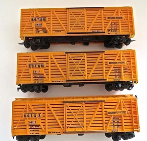 Set of 3 Mantua Diecast Base HO Missouri Pacific Sliding Door Stock Cars LowShip - Picture 1 of 6
