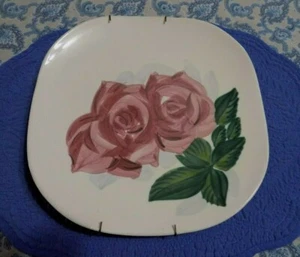 Red Wing Keramik Teller Rose Speiseteller und Wandtellerhalter - Bild 1 von 8
