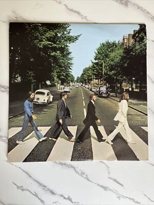 The Beatles Abbey Road - NO Her Majesty Listed LP VINYL (SO 383) - Image 1 of 3