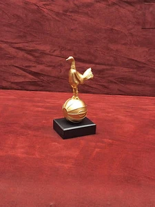 Tottenham Hotspur Cockerel Statue Emblem in figurine form (small) - Picture 1 of 3