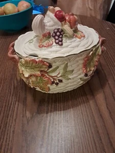 CRACKER BARRIL ACCIÓN DE GRACIAS TRADICIONES CORNUCOPIA TUREEN TEJIDO DE CESTA 11x6,5x9 - Imagen 1 de 4