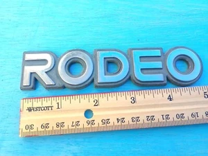 92-97 Isuzu Rodeo Emblem Logo Badge Side Door Chrome OEM - Picture 1 of 3