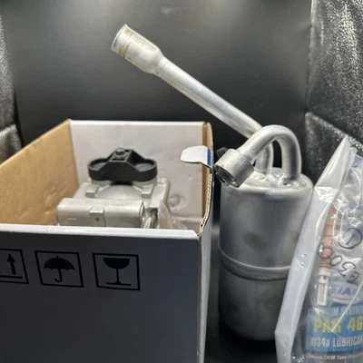 Kit de compresor de aire acondicionado UAC KT 4150 para 03-07 Ford Focus Foto 1 de 4