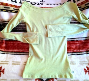 ABERCROMBIE & FITCH VINTAGE PULLOVER GR L LIMETTENGRÜN RUNDHALS LSLV BAUMWOLLE PERU - Bild 1 von 6
