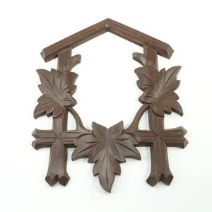 Cuckoo Clock Frame with Leaves 12 inches - Vintage - XC1145 - Picture 1 of 2