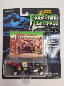 Johnny Lightning Frightning Lightnings Episode 2 The Munsters Koach Chrome Excl. - Picture 1 of 8
