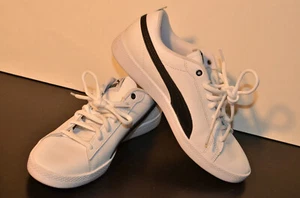 PUMA Women's Smash WNS v2 Leather Sneaker, White-B 36520801 Size 7.5 - Picture 1 of 7
