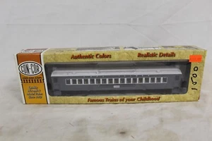 Con-Cor "HO" Long Island Tichy Powered Coach Car #1500 #0001-094519(02) - Picture 1 of 8