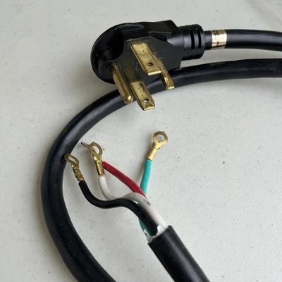 Smart Choice - шнур сушилки с 4 зубцами 6 футов 30 А с клеммами для петель - черный - Изображение 1 из 4