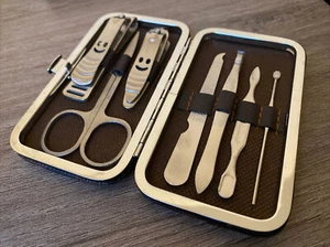 💅🏽 PEDICURE MANICURE CLIPPERS SET 💅🏽 HIGH-CLASS ✅ 7 Pcs + Case 🎁 SHIPPING - Picture 1 of 10