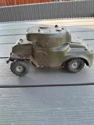 Triang Tank - Image 1 of 4