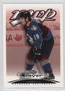 2003-04 Upper Deck MVP Joe Sakic #104 HOF