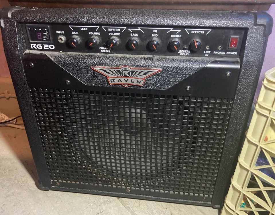 Raven RG 20 Practice Guitar Amp w/ Built in Tuner Reverb Fx 12” Speaker Tested* - Image 1 of 4